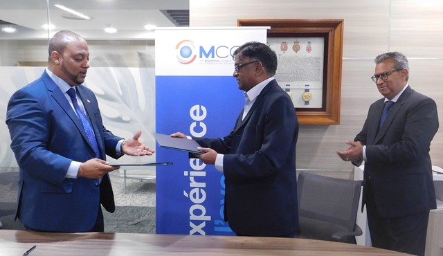 Signing of Resolution between The Mauritius Chamber of Commerce and Industry and the Seychelles Chamber of Commerce and Industry