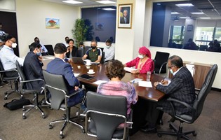 Setting up of a public-private sector committee to explore  new opportunities